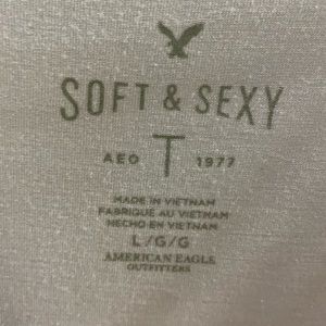 American eagle longsleeve soft